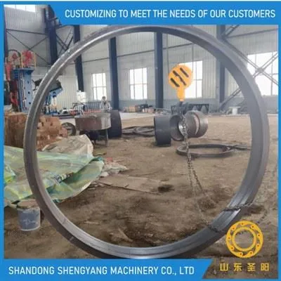 Forgeage d'anneaux roulés sans soudure